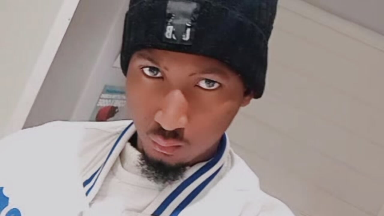 1000052812 - video by YourCrush010 cam model