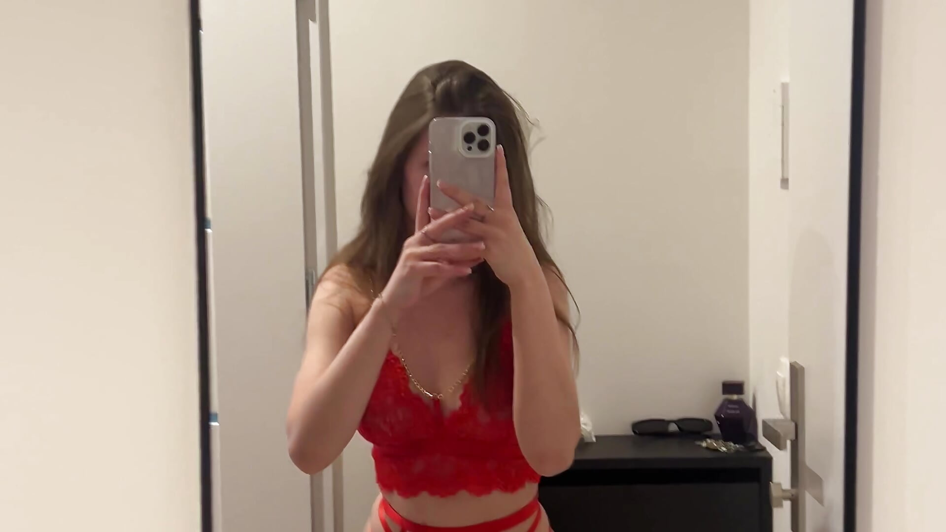 ❤️‍🔥 very hot ❤️‍🔥 – video modela na kameri AdelinaEmber