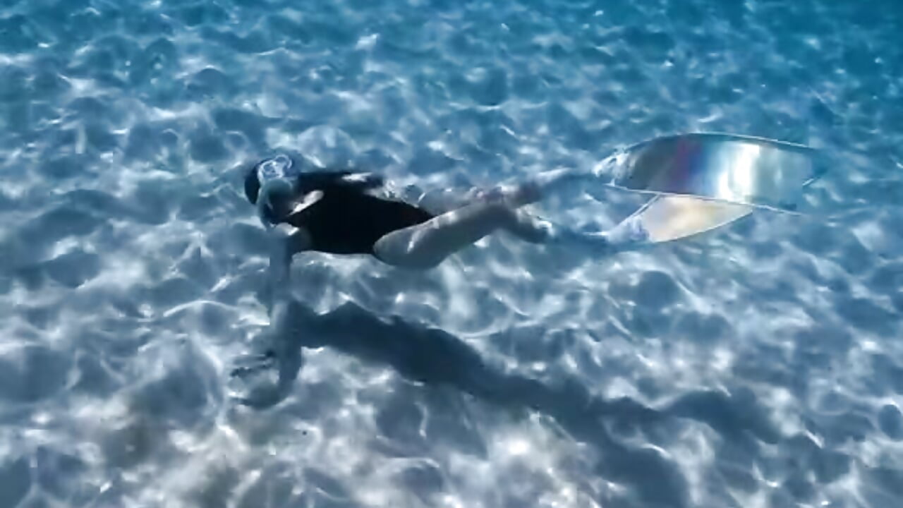 1000020180 - video di BingBing8866 modella di cam