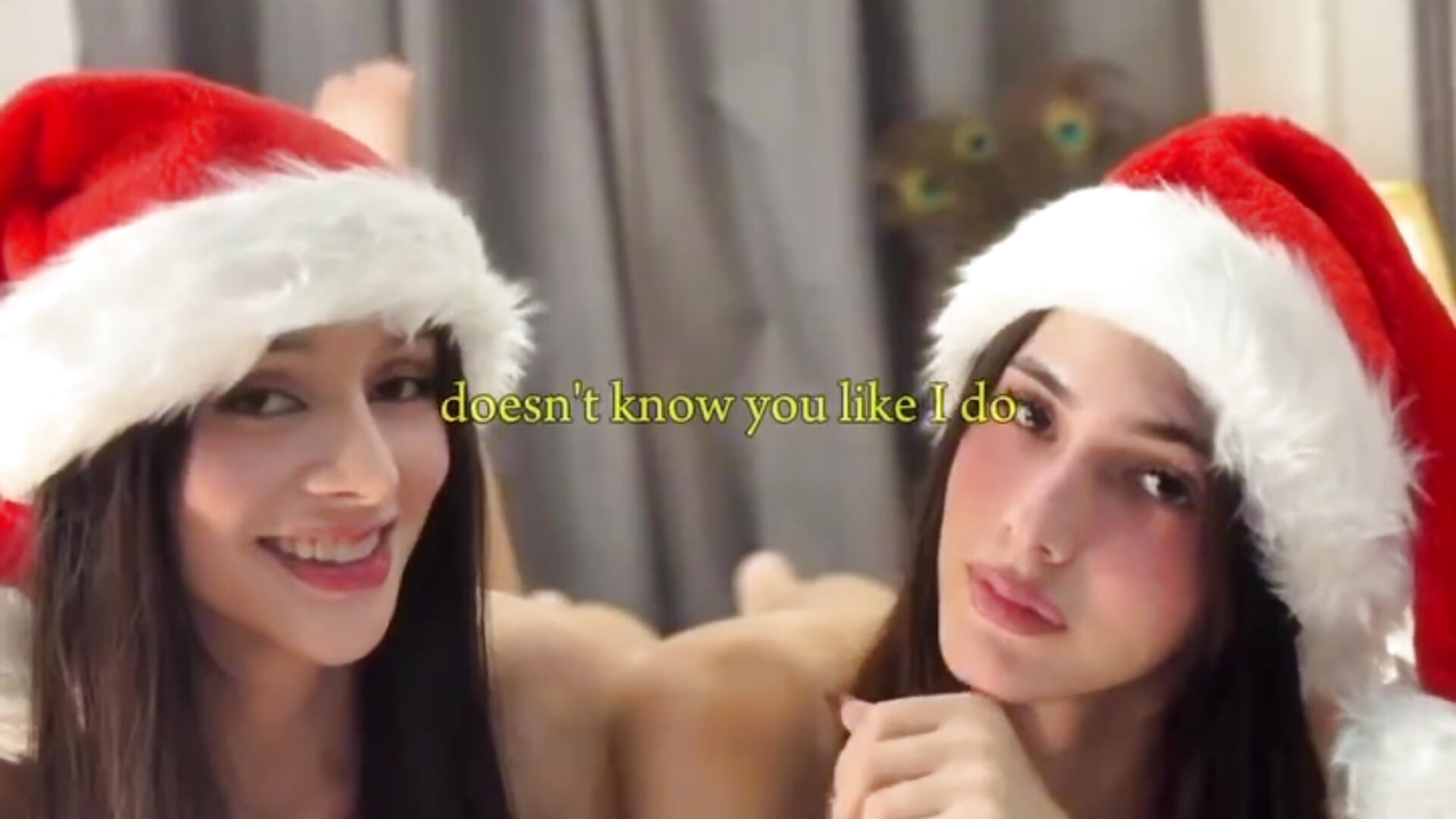 UR TWIN DOLLS - video by CelineMillers cam model