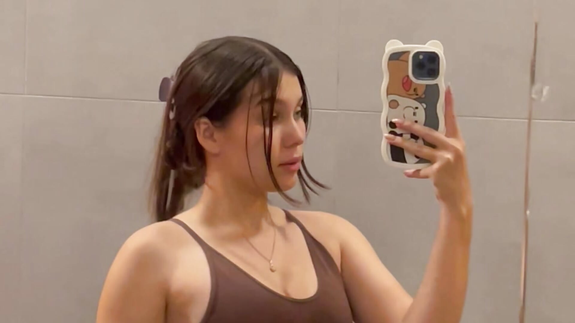 🫣 - video by Nikii__ cam model