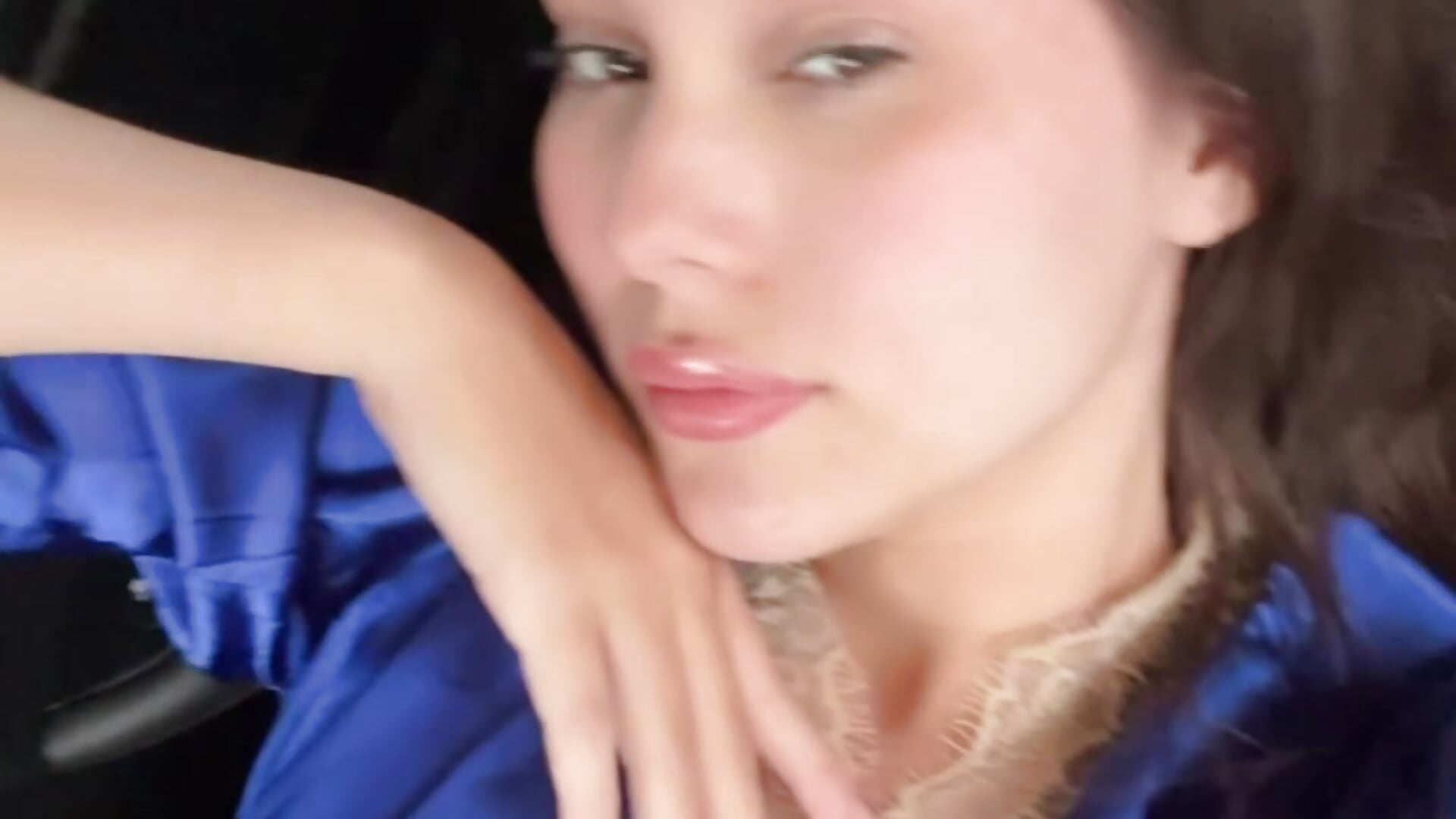 😅 - video by Nikii__ cam model