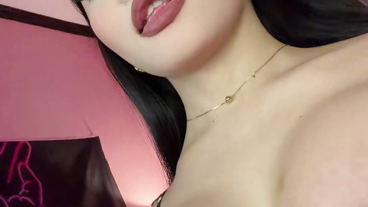 Rueloove– RueLoove69 kameramodell videója