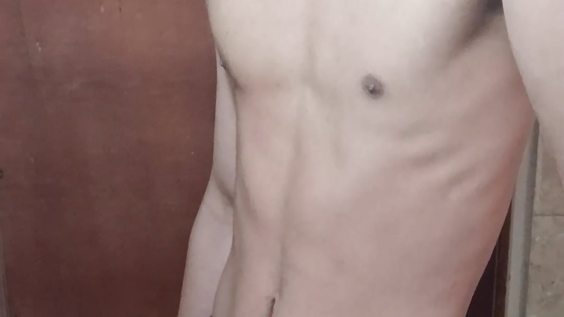 Do you like my abs?😈 – video od AdrianMyst