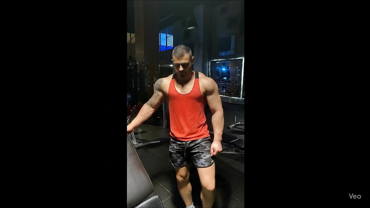 1000103720 - video by hs_alihn cam model