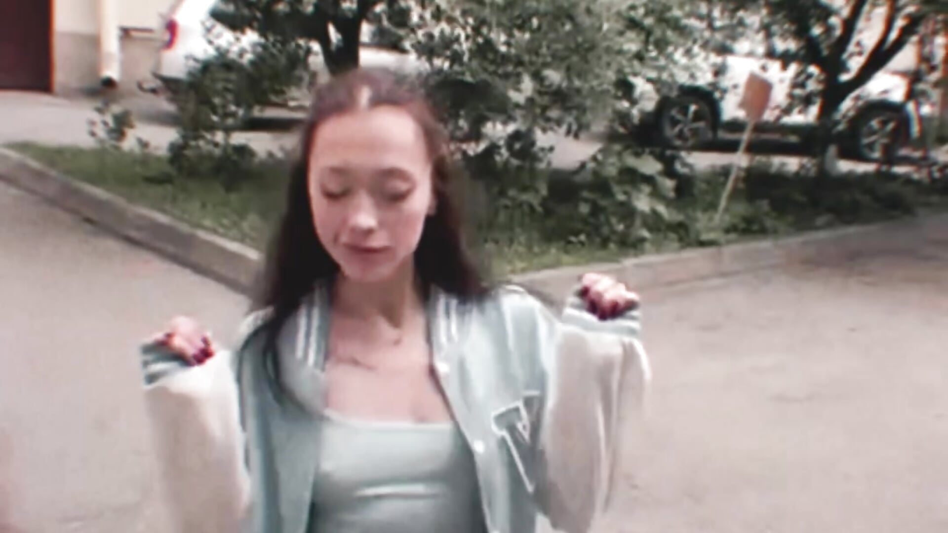 A walk with a friend Esta🩷🩵 - video by SnappyHappy cam model