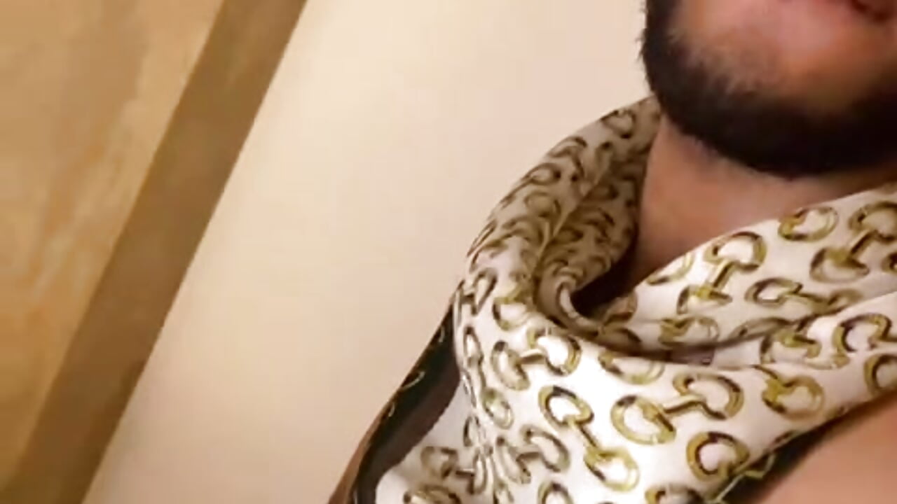 "See this smile? It could be because of you...or what I'm thinking." - vídeo de la modelo de cam Thiagoferreti