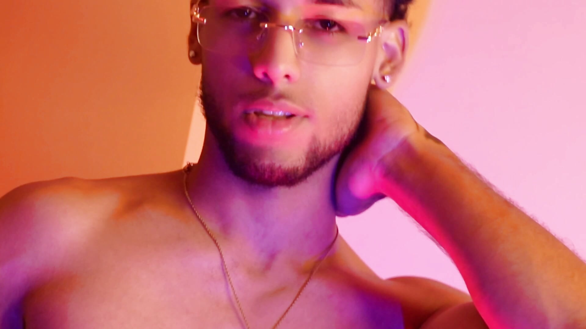 bad boy - vídeo de la modelo de cam Thiagoferreti