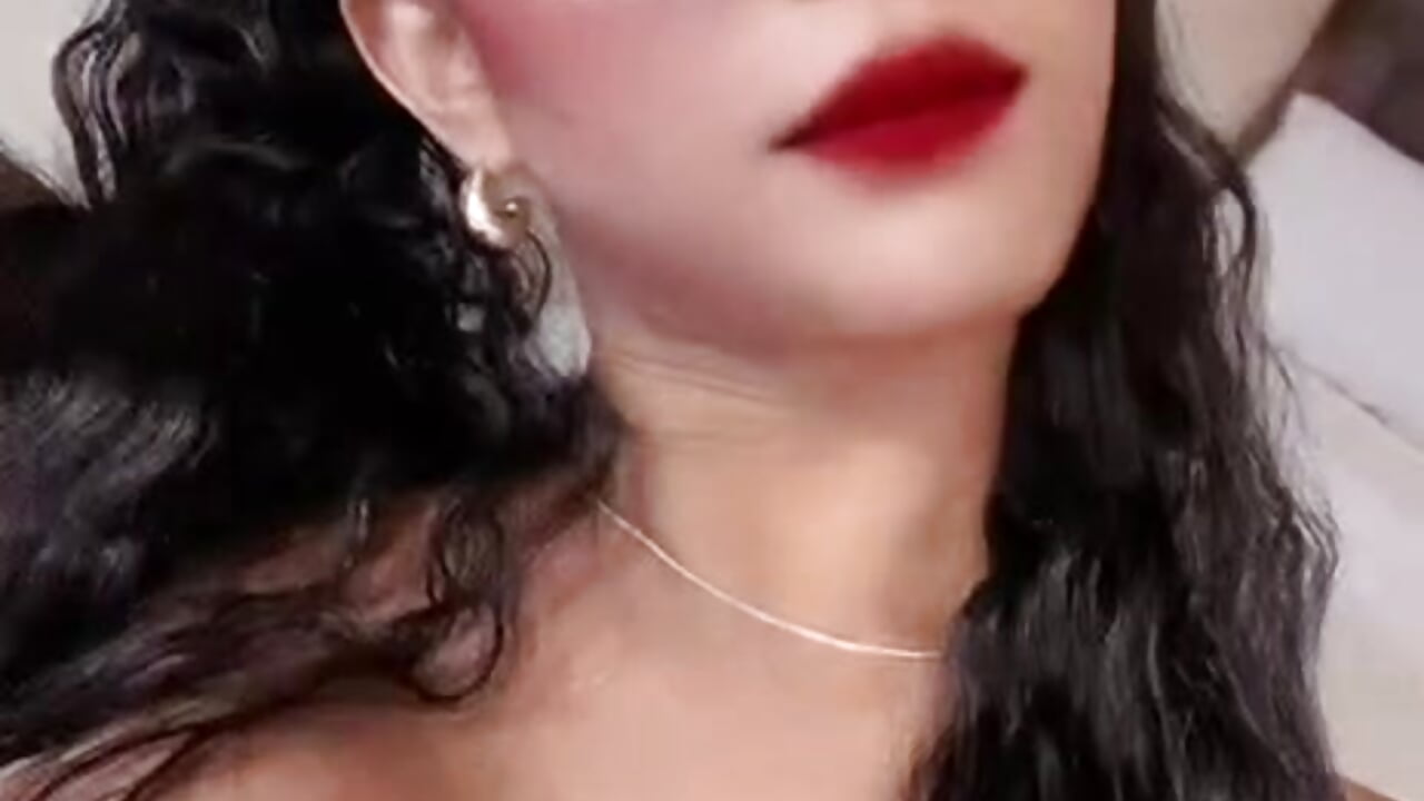 HOw Do i look!? - vídeo de la modelo de cam AubreySaint