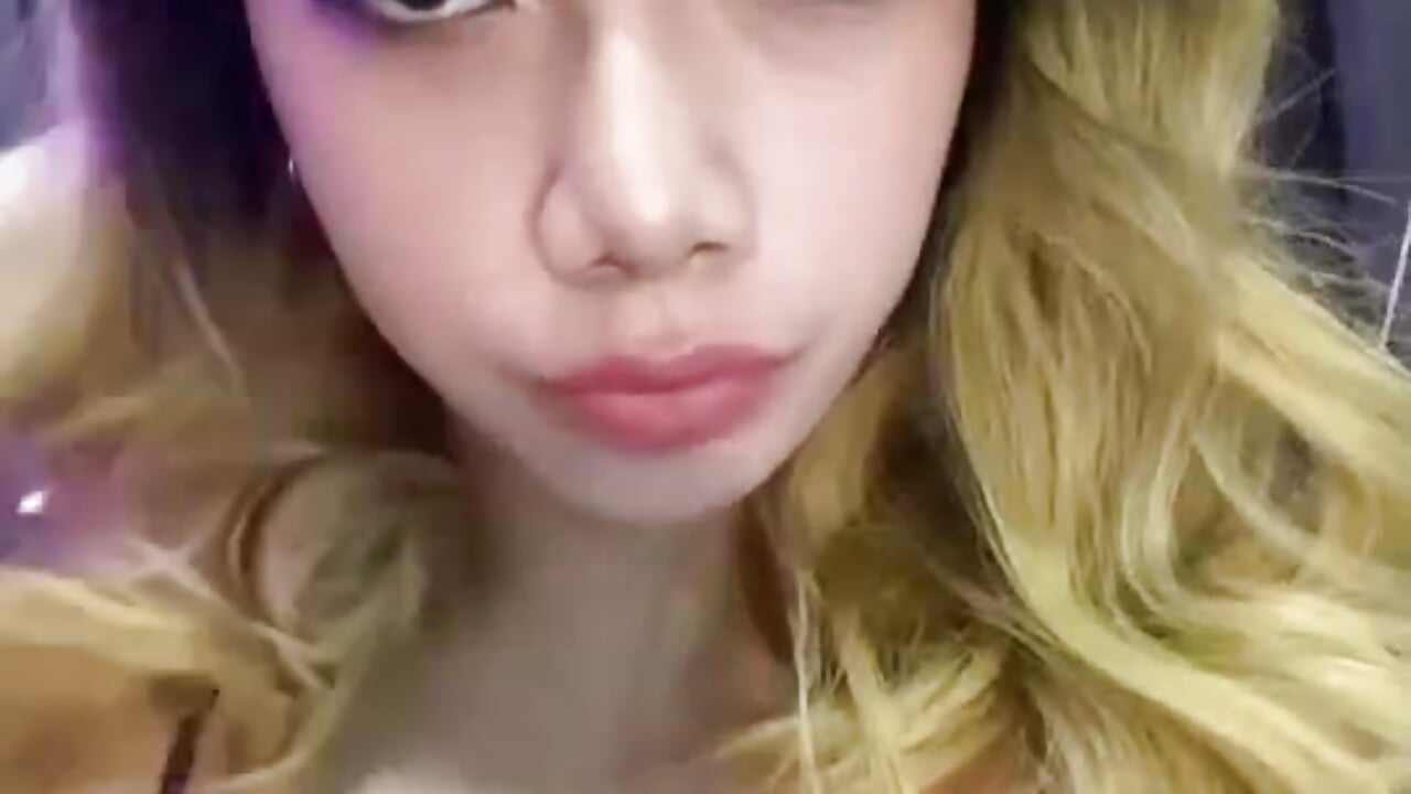 496178292_29505982972383364_2753375421973647157_n - video by Pepsi_Paloma143 cam model