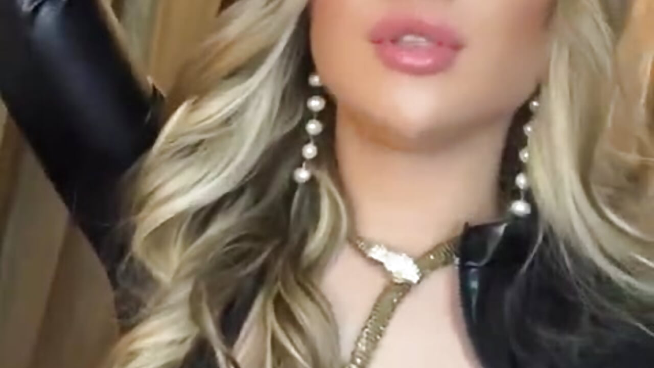 Miss Rose - video by Naughtyrosecum cam model