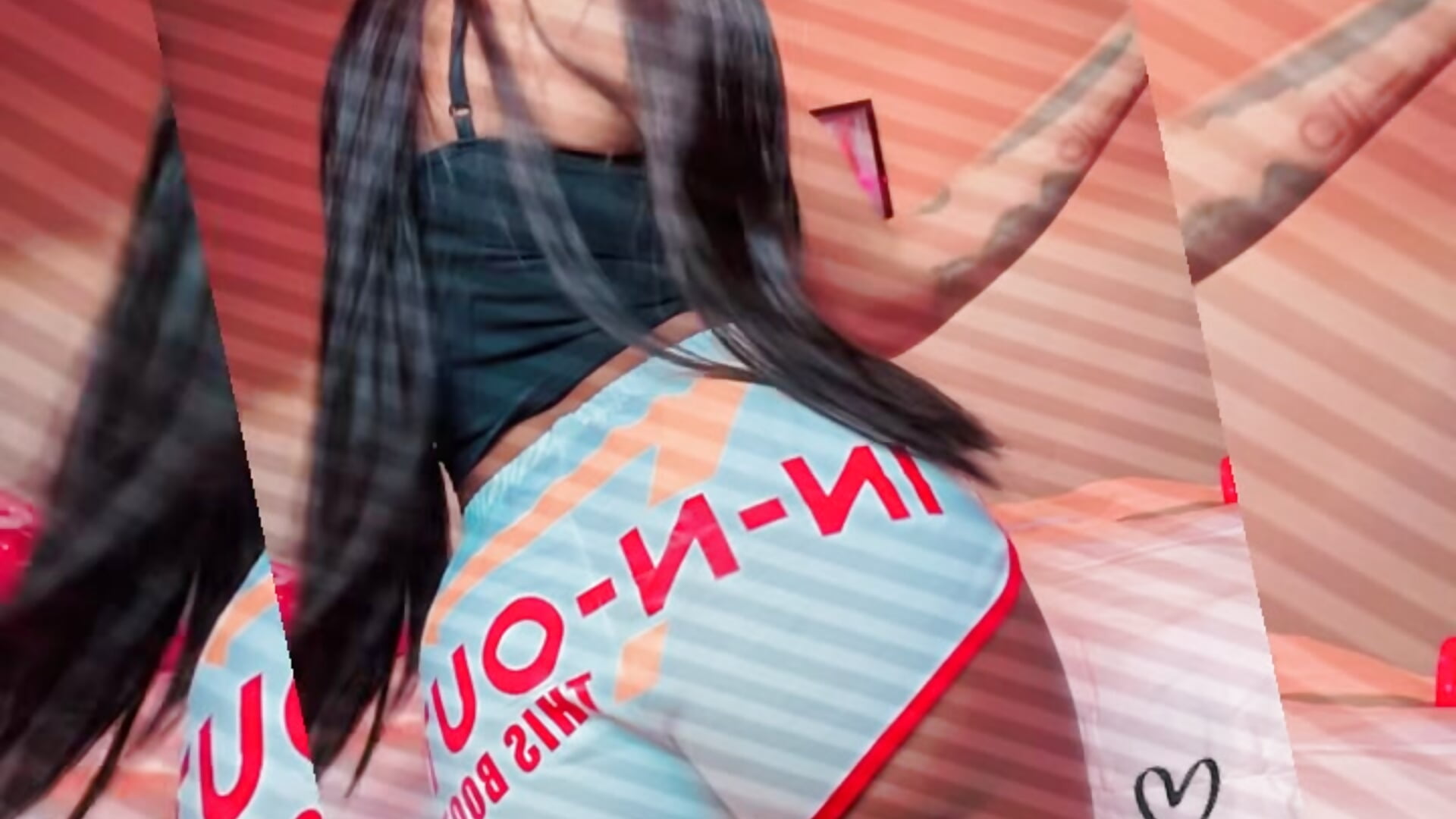 44D7A965-E0BF-4402-8FA2-CB7EECFD8B0C - video by honeyJaey cam model