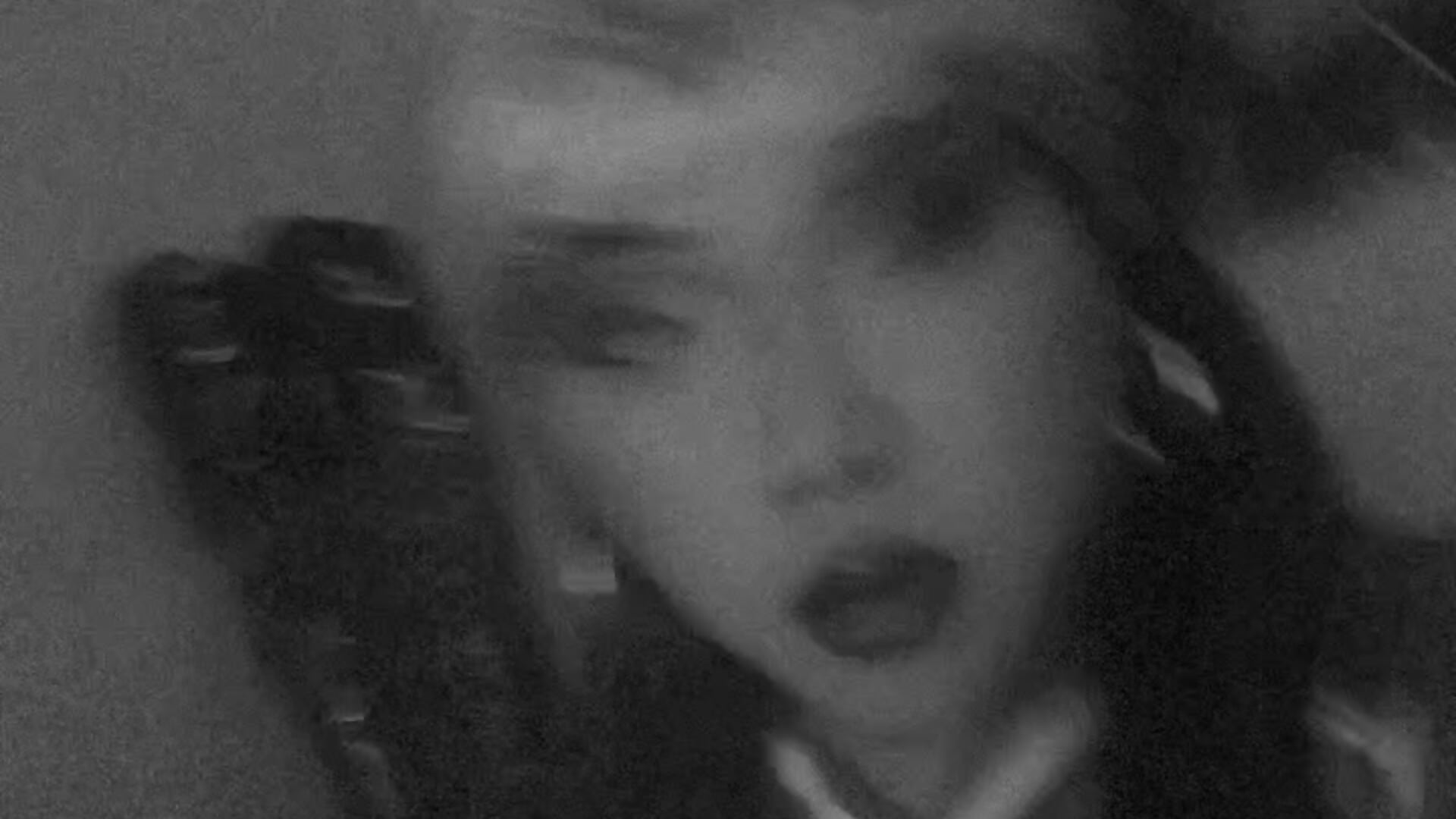 Your Typical girl - 視頻由 LadyHypnotist 主播提供