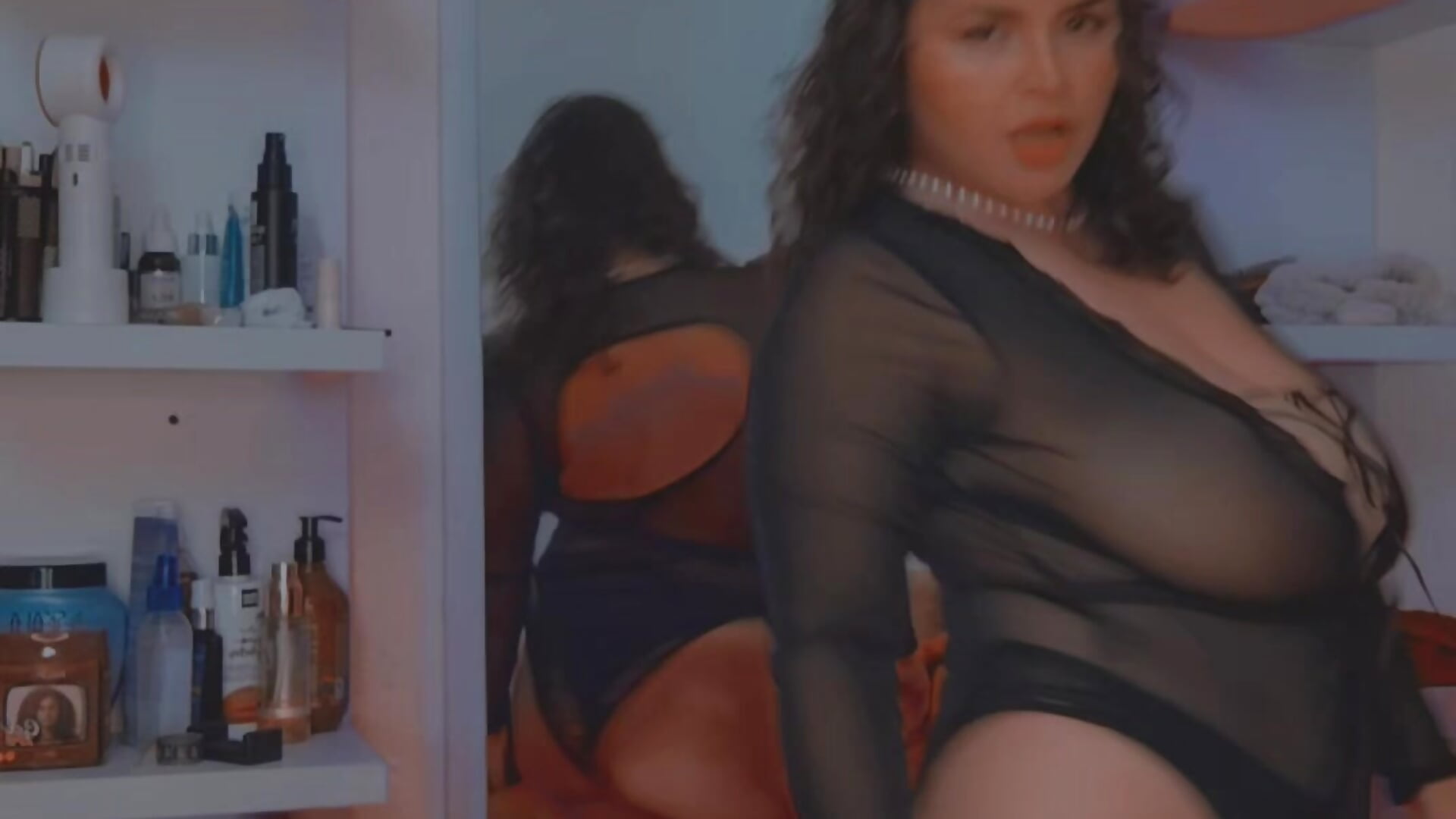 🪙 - video by SeleneLuminari8 cam model