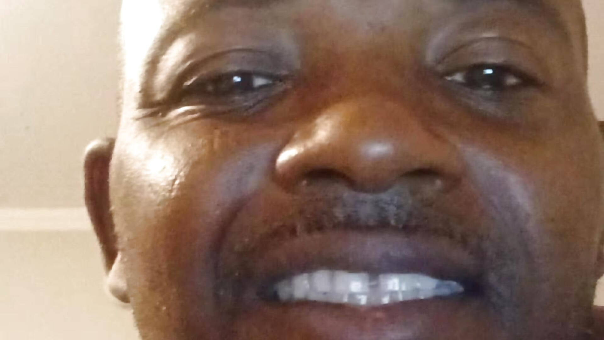 Oh Nah Come to say Hi - clip cu JezOne555 model videochat