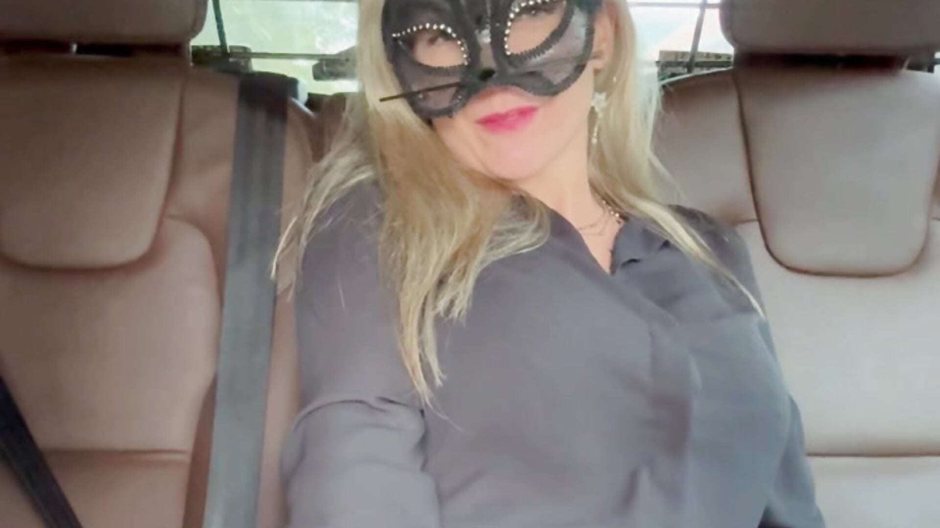 Fake taxi - 視頻由 Jenny-Mystery-X 主播提供