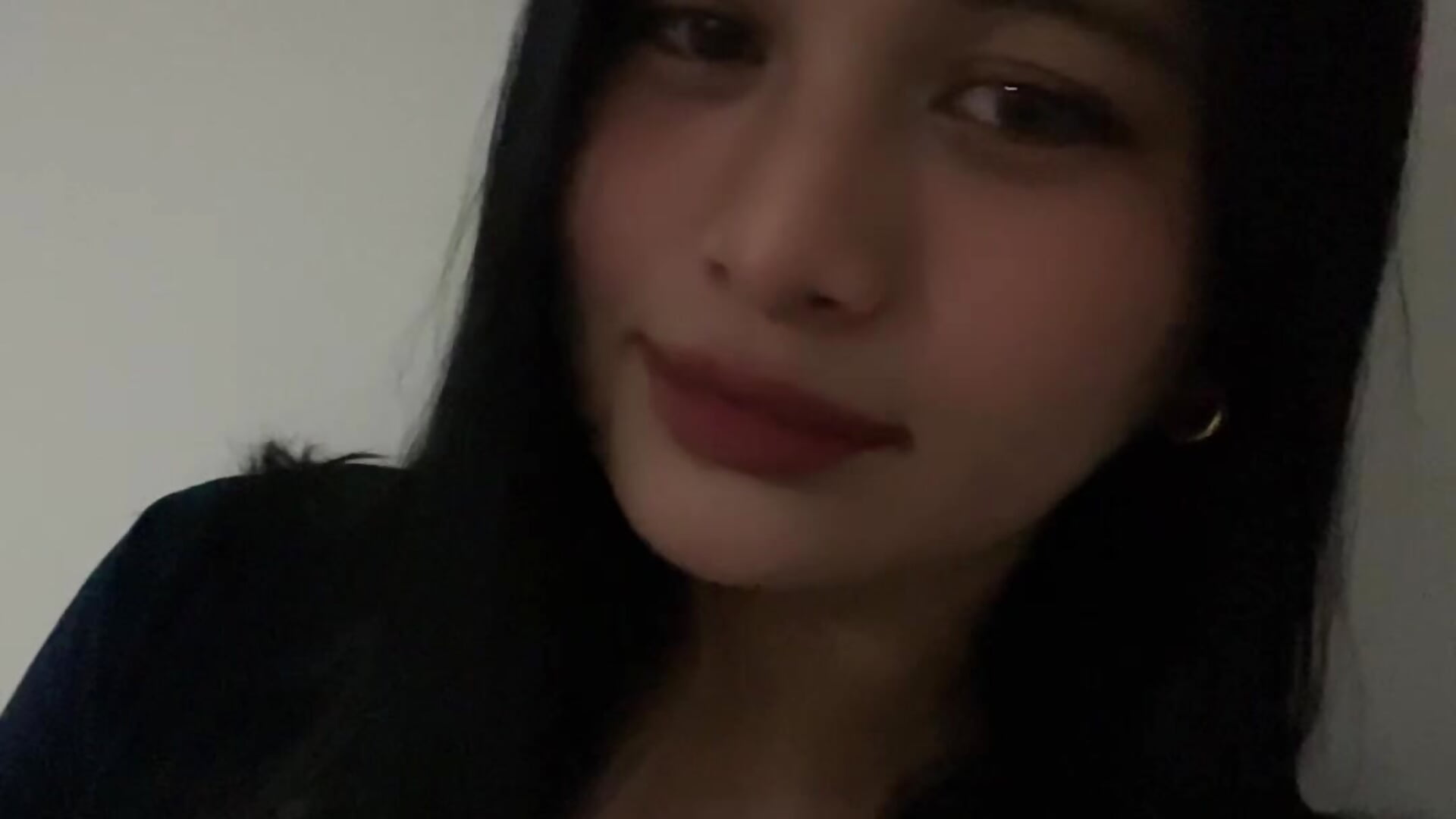 3938399a3a594af7a67f0248e94eb0a6 - video van NaomiSmall cam-model