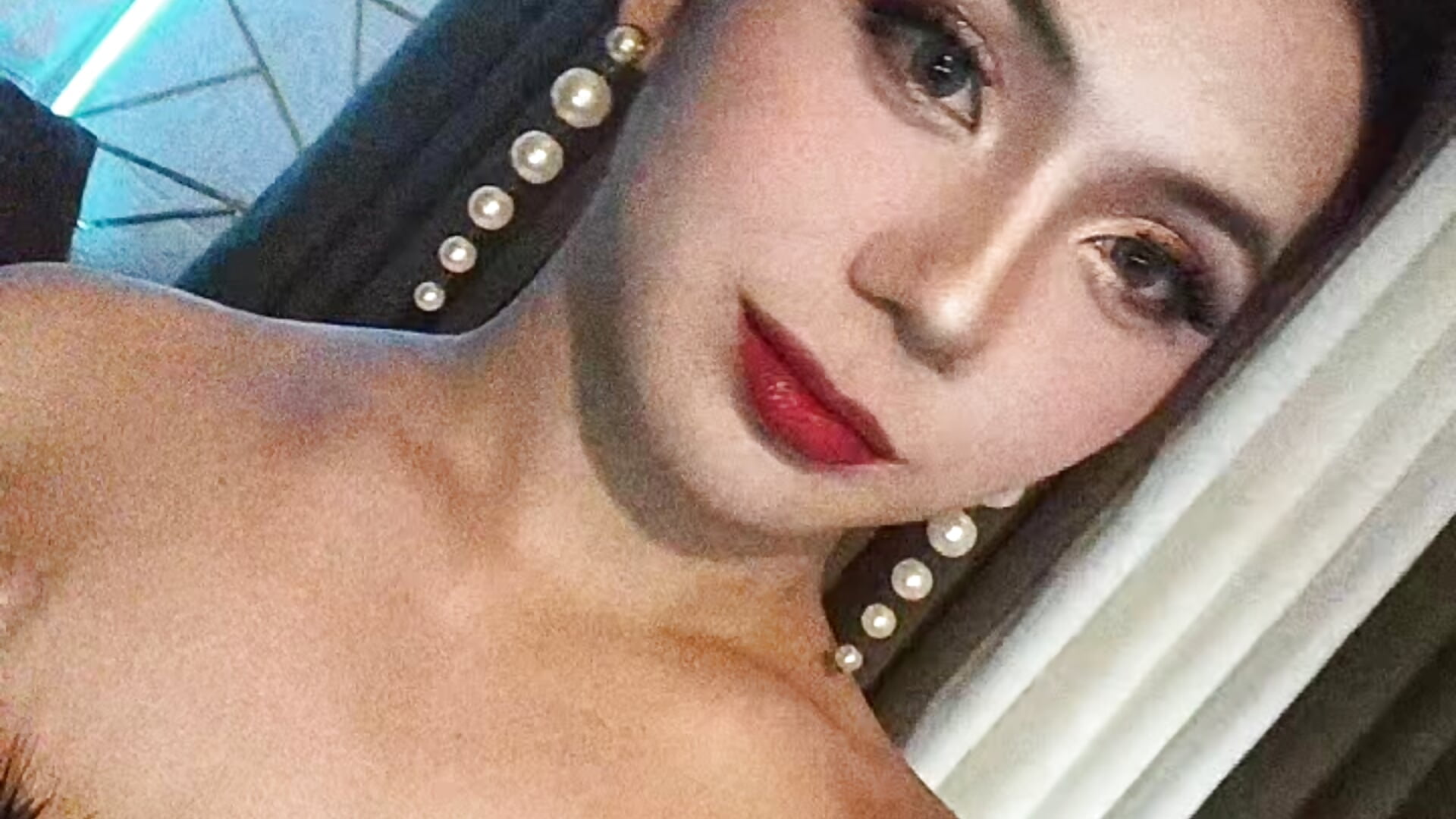 Hottie Ashley - video by Alluring_Ashley cam model