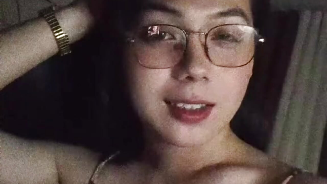 Cutie - video by Alluring_Ashley cam model