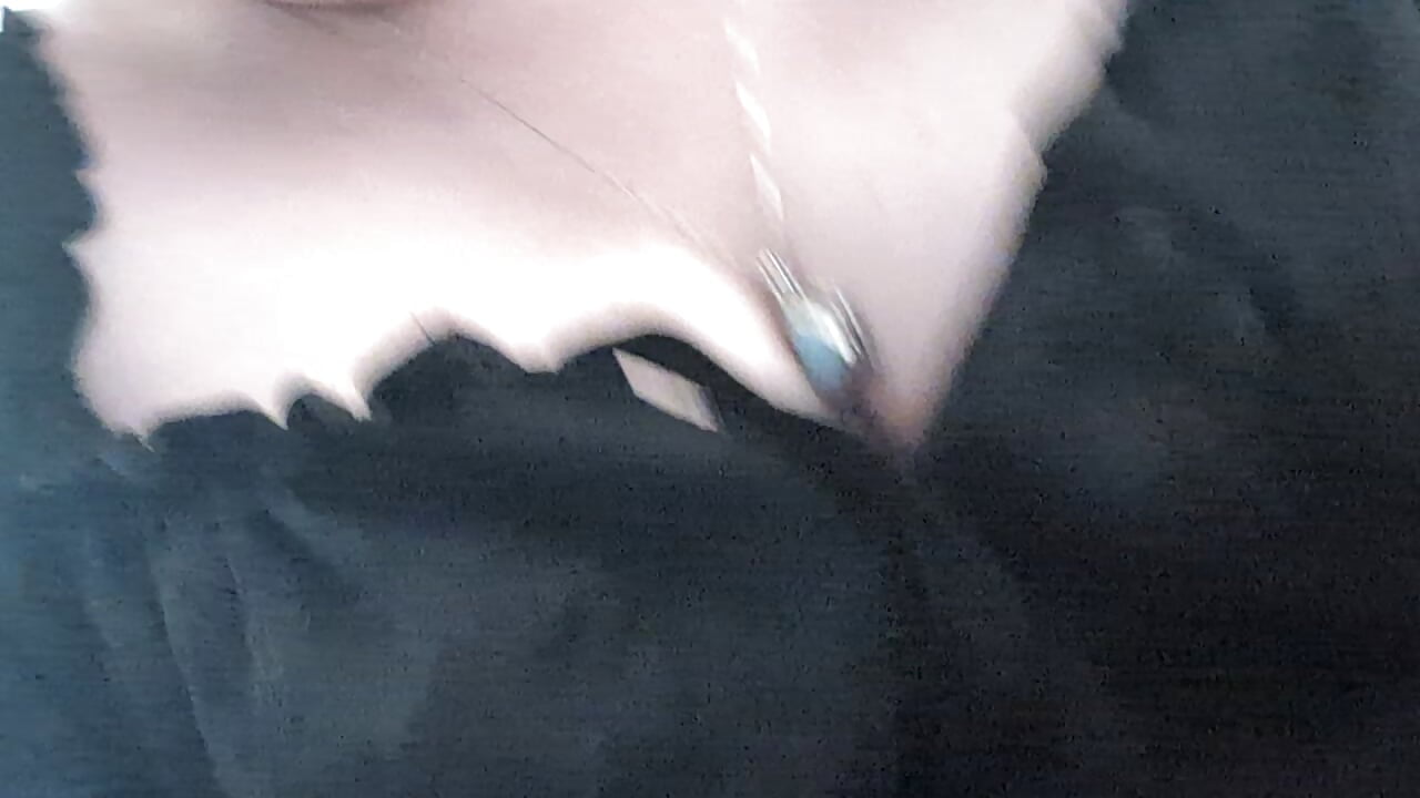 1000000633 - video by emberlynnix cam model