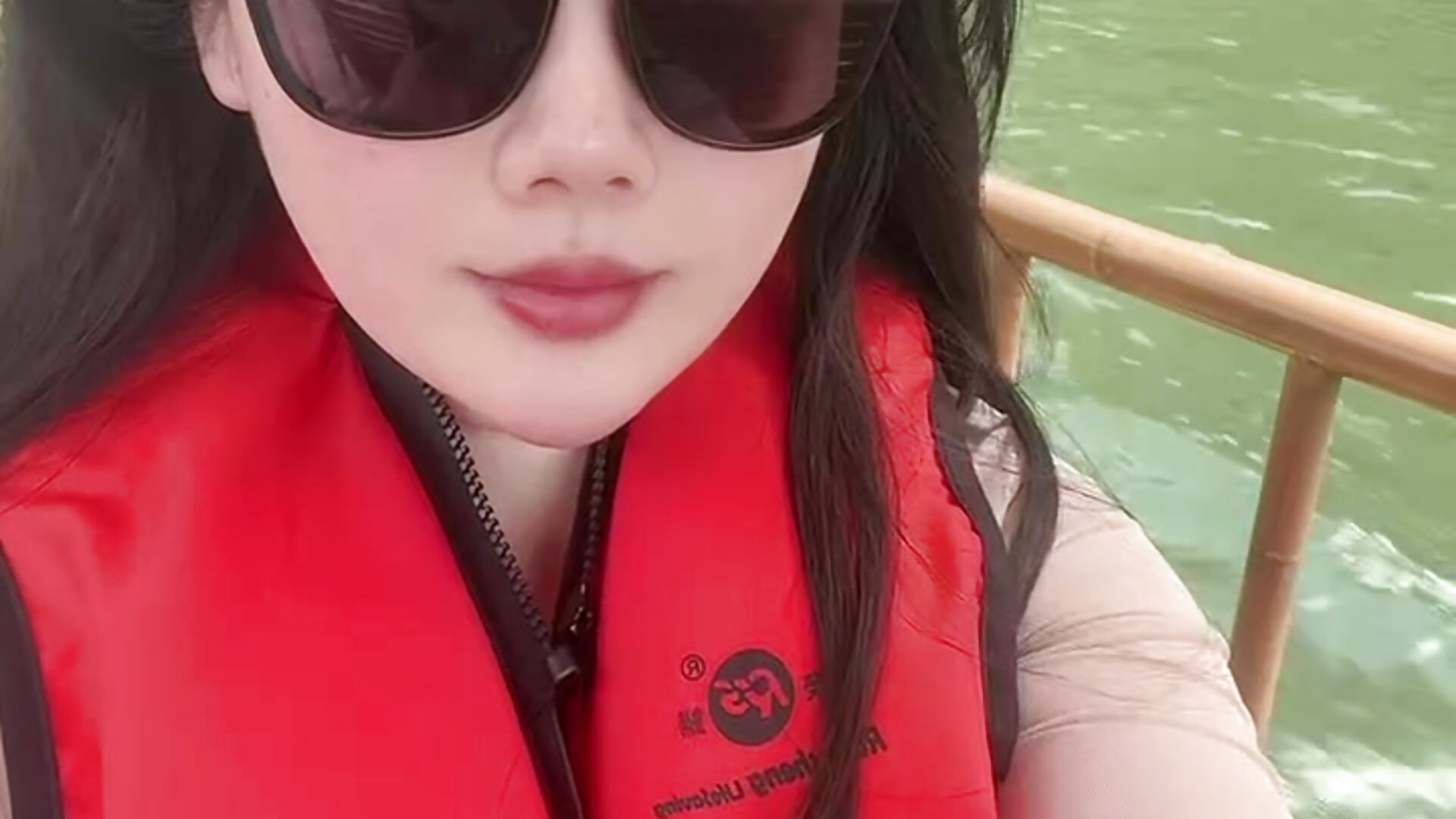 trim,5E2711BC-87BF-4020-8E87-6BDA7BD12F71 - video by qinger2025 cam model