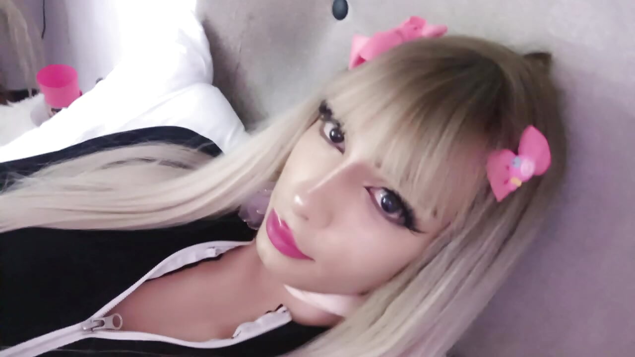 Kiss me like there's no tomorrow ❤️🥺 - video av annie_thomson00 cam-modell