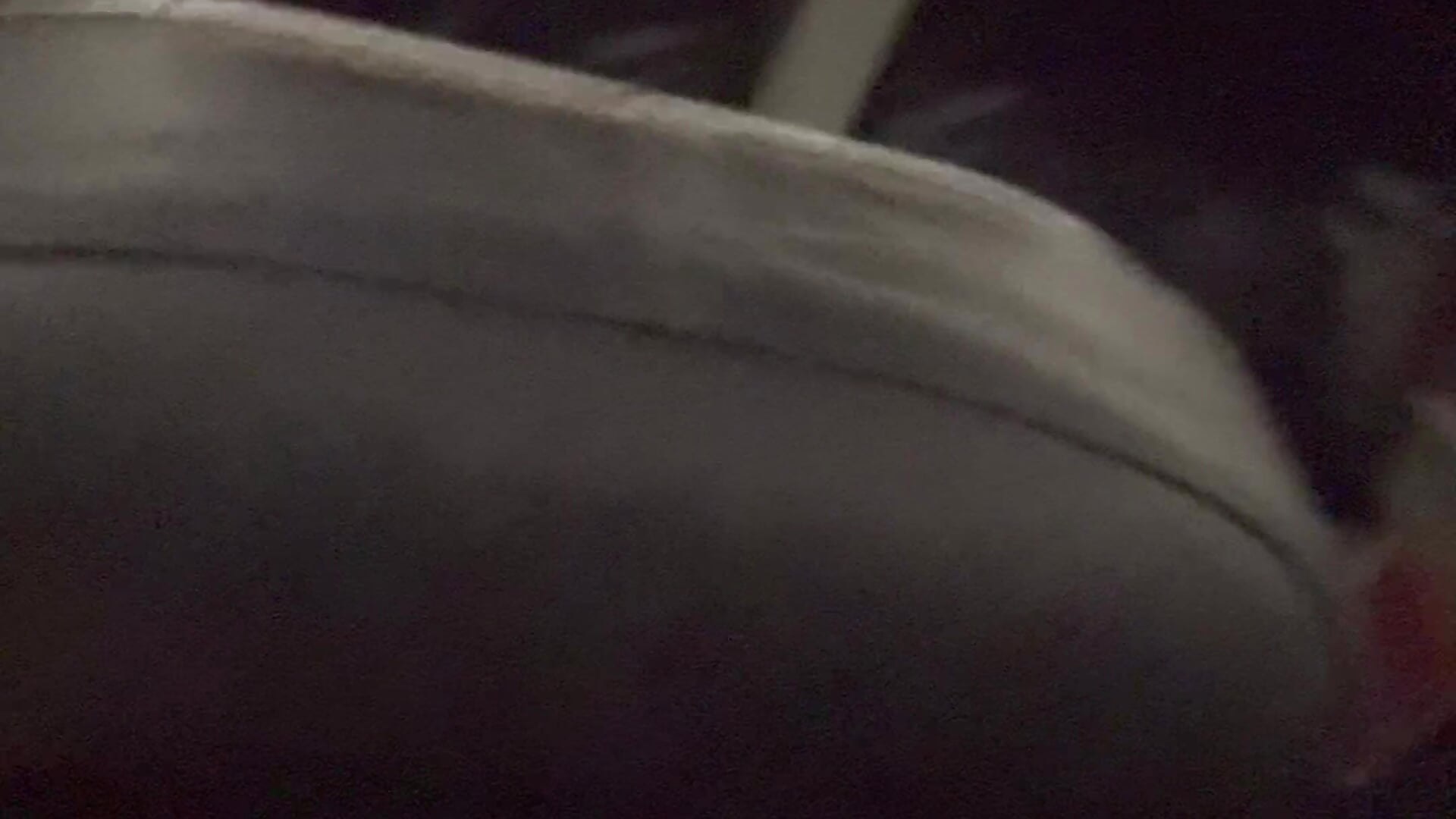 BJ on a flight- Bú ciu trên máy bay