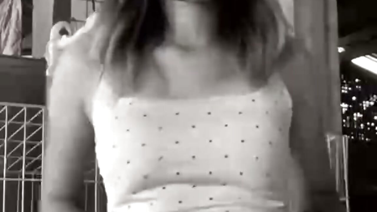 a lovely dance - video by petite_sexy21 cam model
