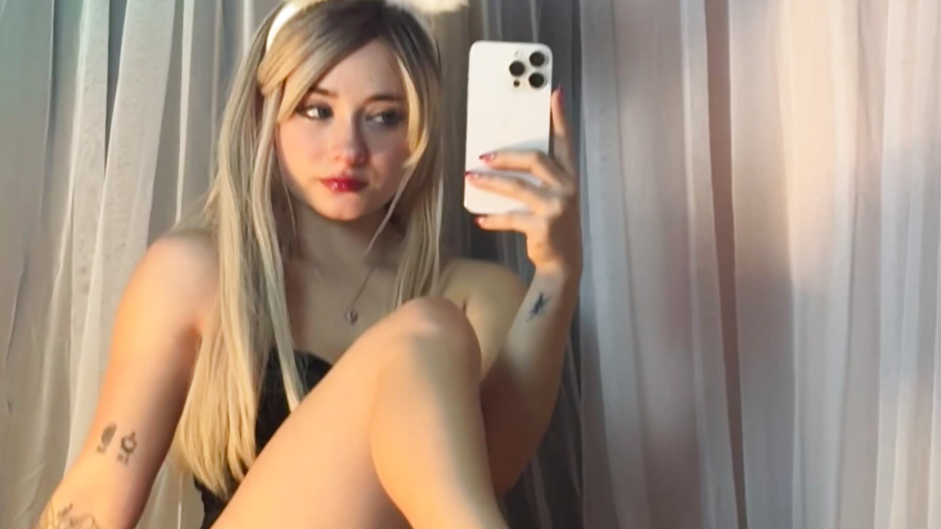 Welcome 💋 - vídeo de Sonnie_mami modelo de câmara