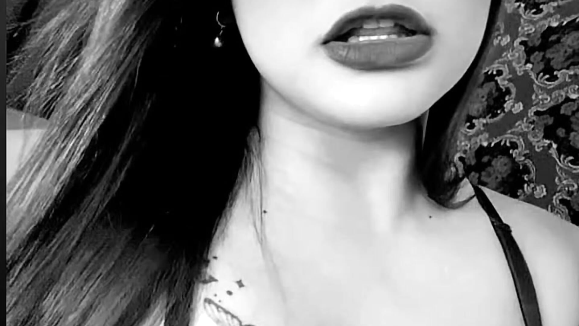 0d7de4287df54f2cbb32d41af653e2a0 - video av Urasian_Fucker cam-modell