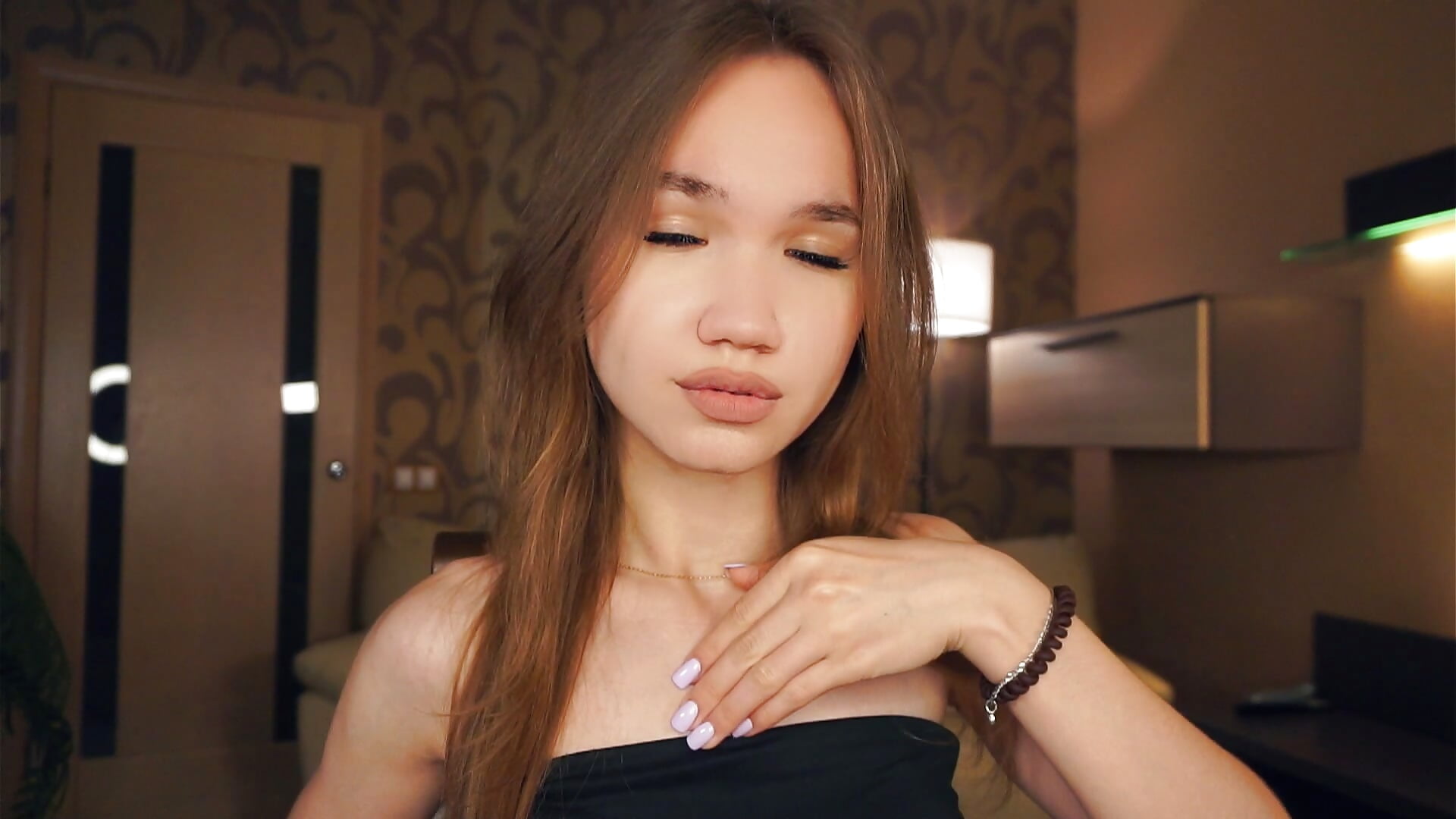 My sweet fingers need to be wet - video by EditConnett cam model