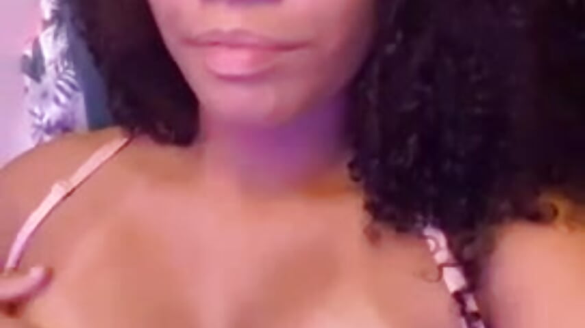 Vem para a live! - video van FreeIvy cam-model