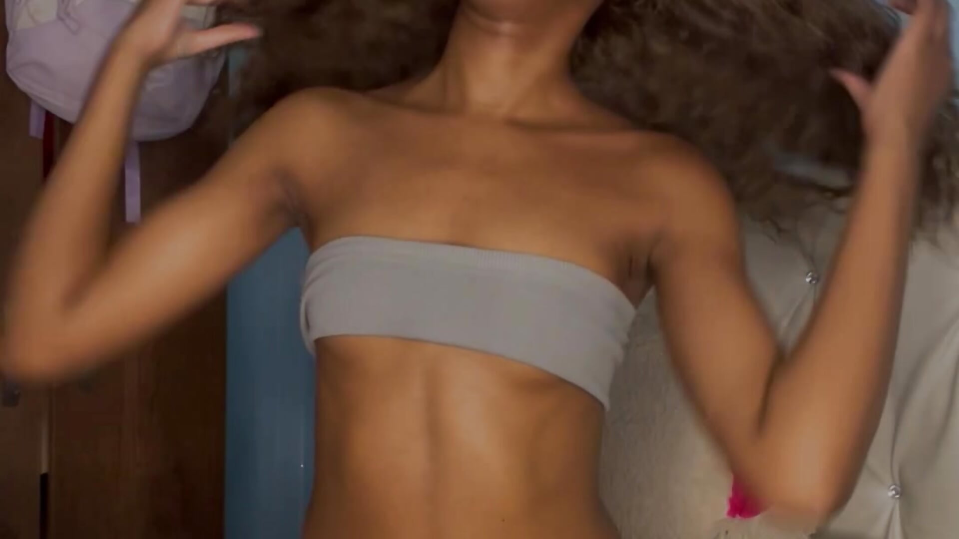 👀💦 - vídeo de la modelo de cam KinkyCutie1