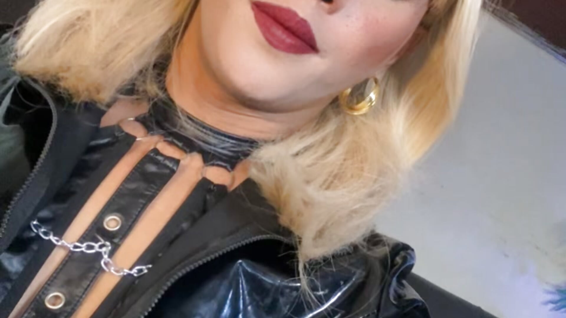 Its Me Cali❤️ - video by calimonroe cam model