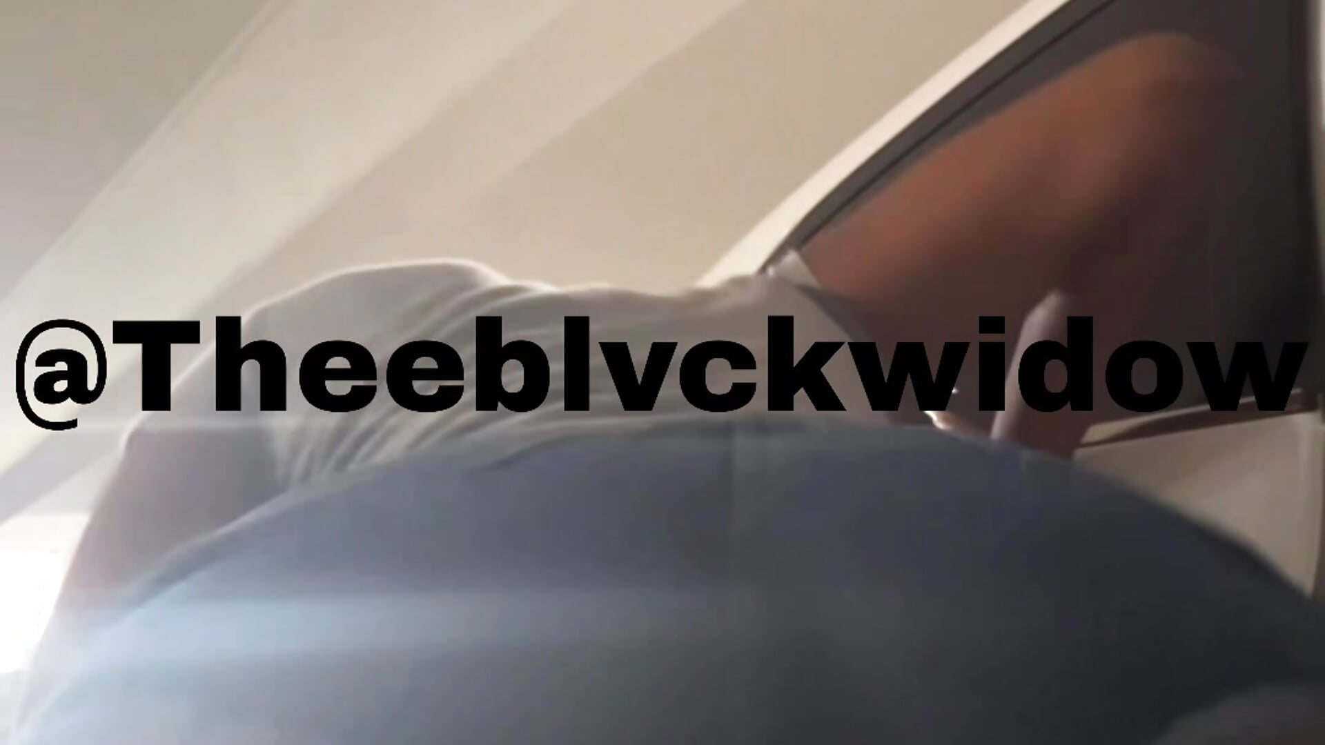 video - 視頻由 Theeblvckwidow 主播提供