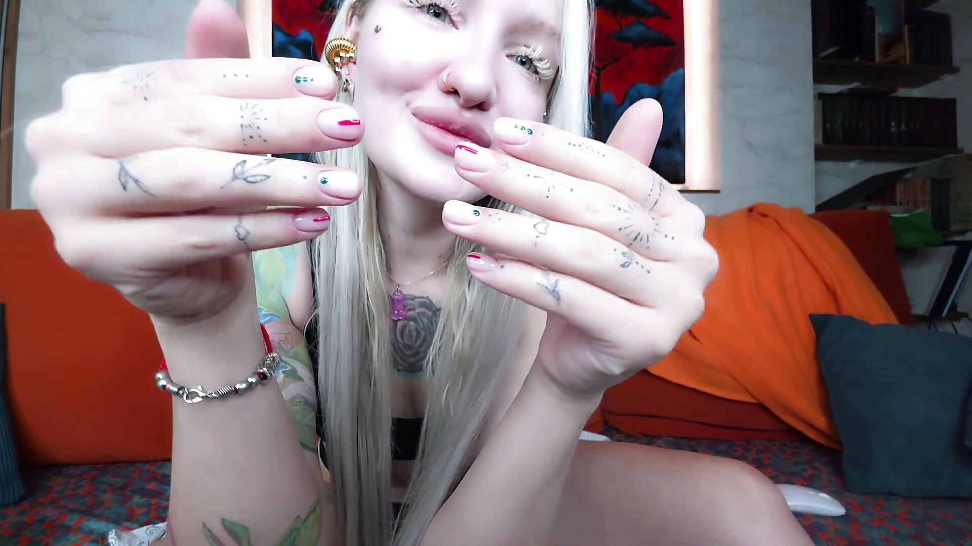 new manicure) - відео від вебкаммоделі KateMonroe