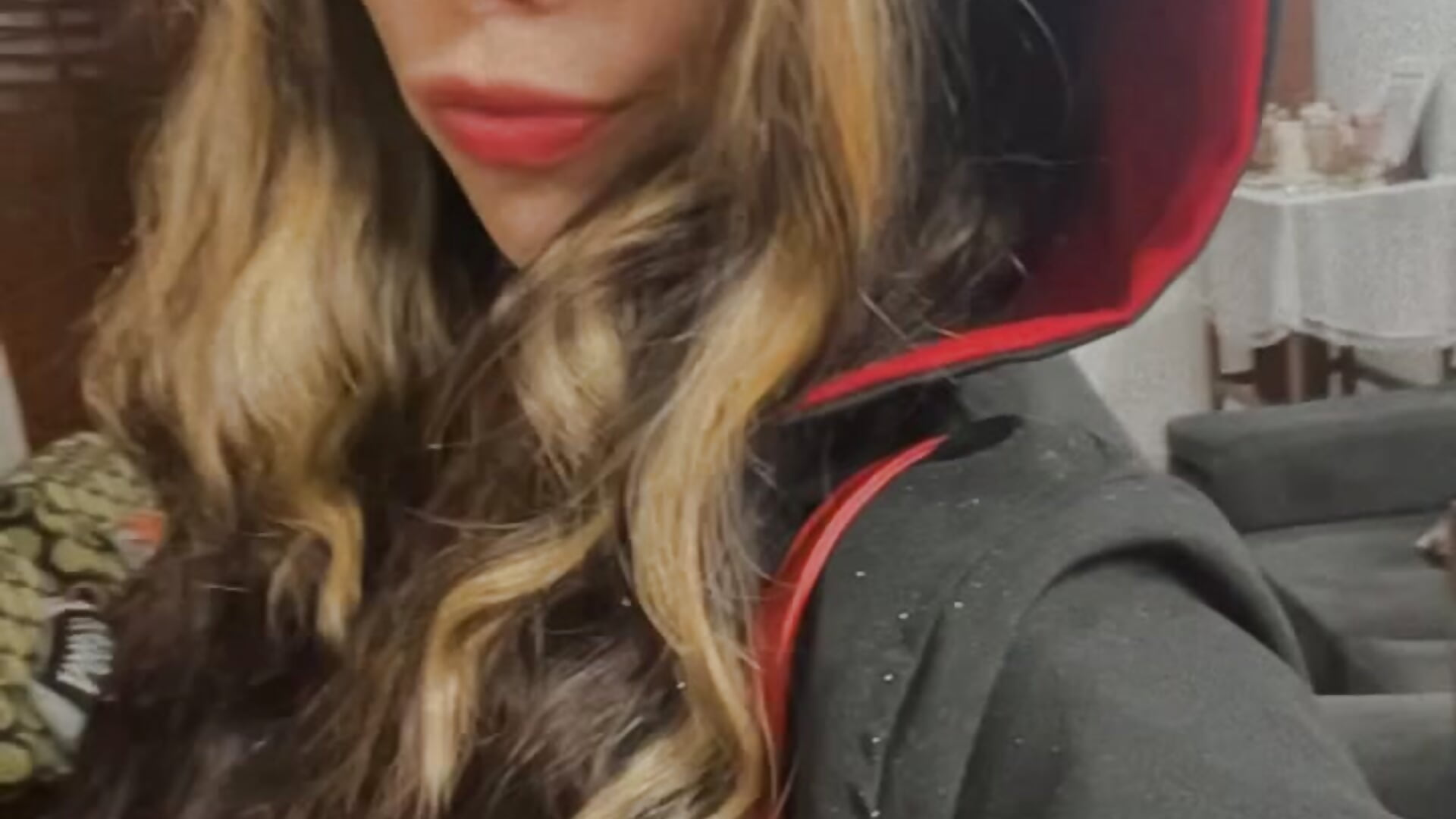 How about my Harry Potter costume? - video by Sweet-Beck cam model