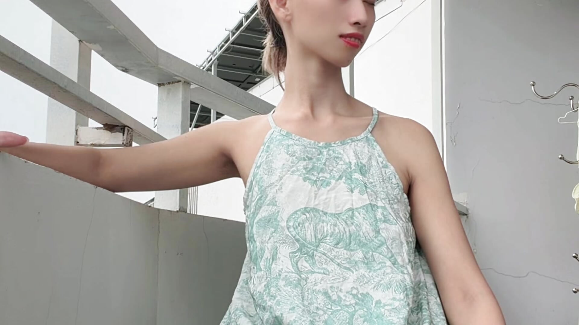 1066999b3e3b40bb83375a3d9d126ead - video by bimwet189 cam model