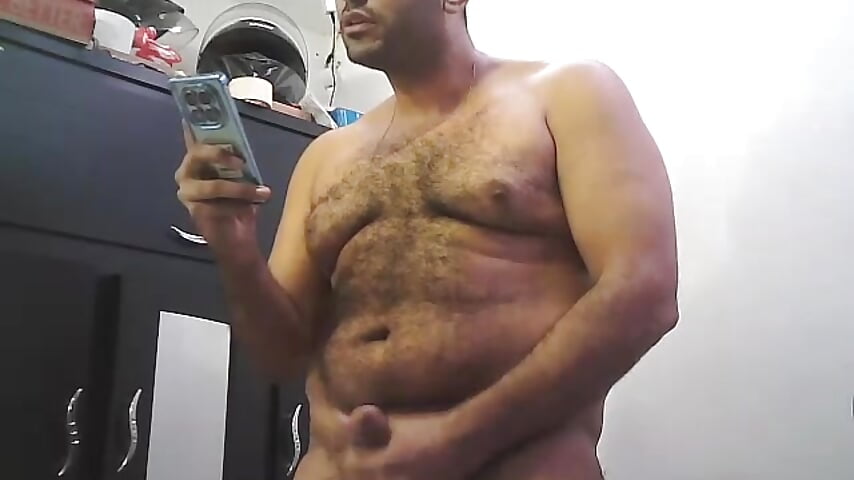 Public Show standing - video av IronSideBear cam model