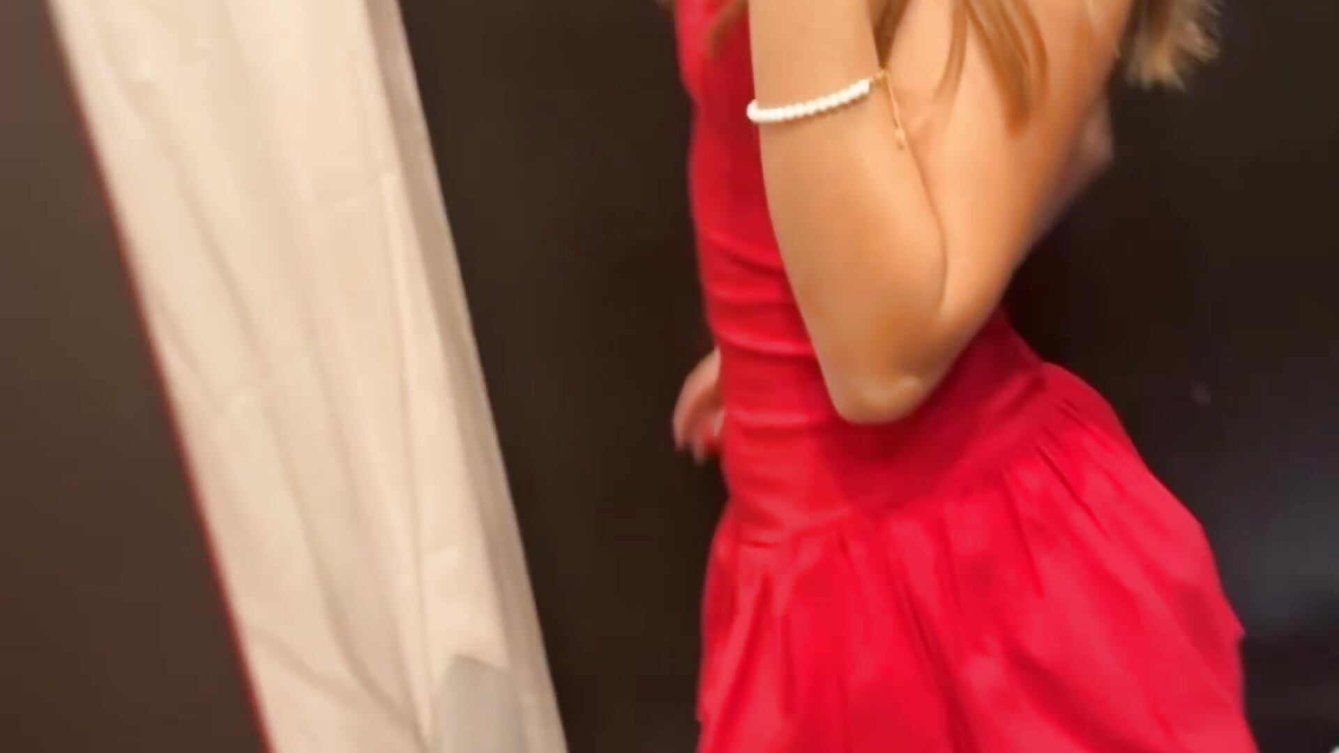 18cc6671a1a148dc91d96062a499cc5d - clip cu Kisacka model videochat