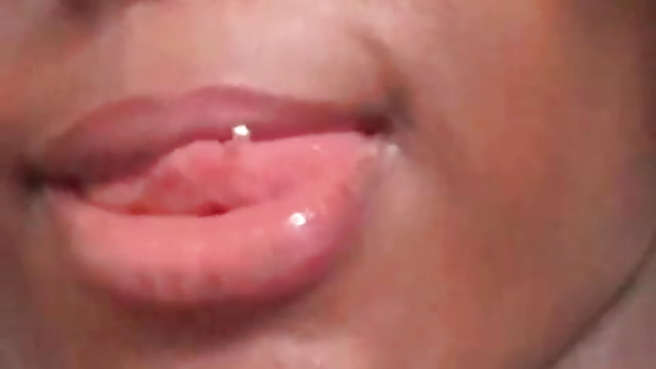 Ur dick between my tits - video by NanyMoreno cam model