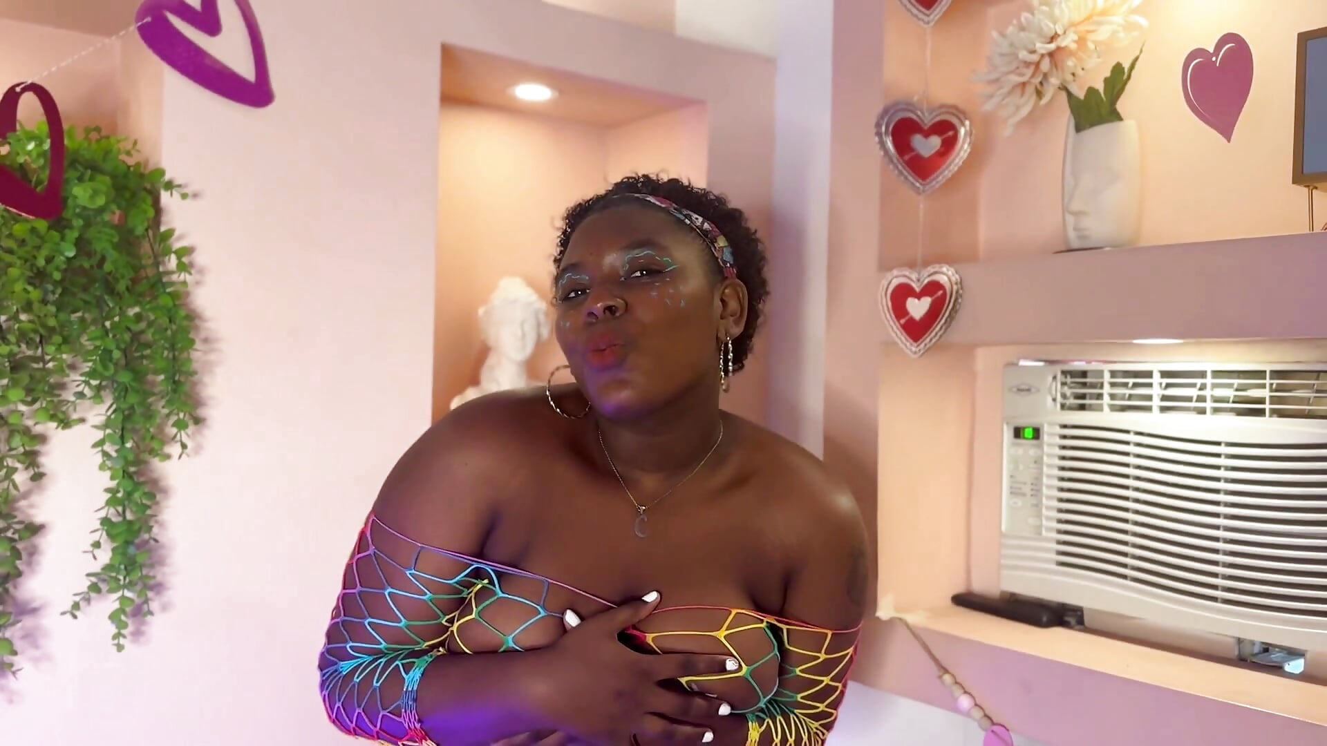 Nanilintin - vidéo du modèle de showcams NanyMoreno