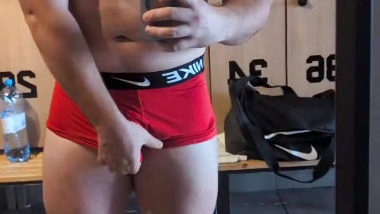 Lick my sweat balls ! - video by Gold_Alpha_Boy cam model