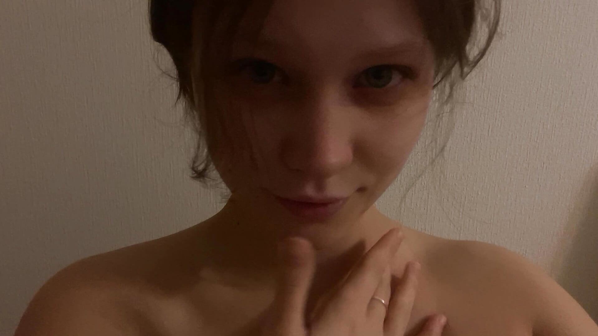 Mmj - video van Lunliss cam-model