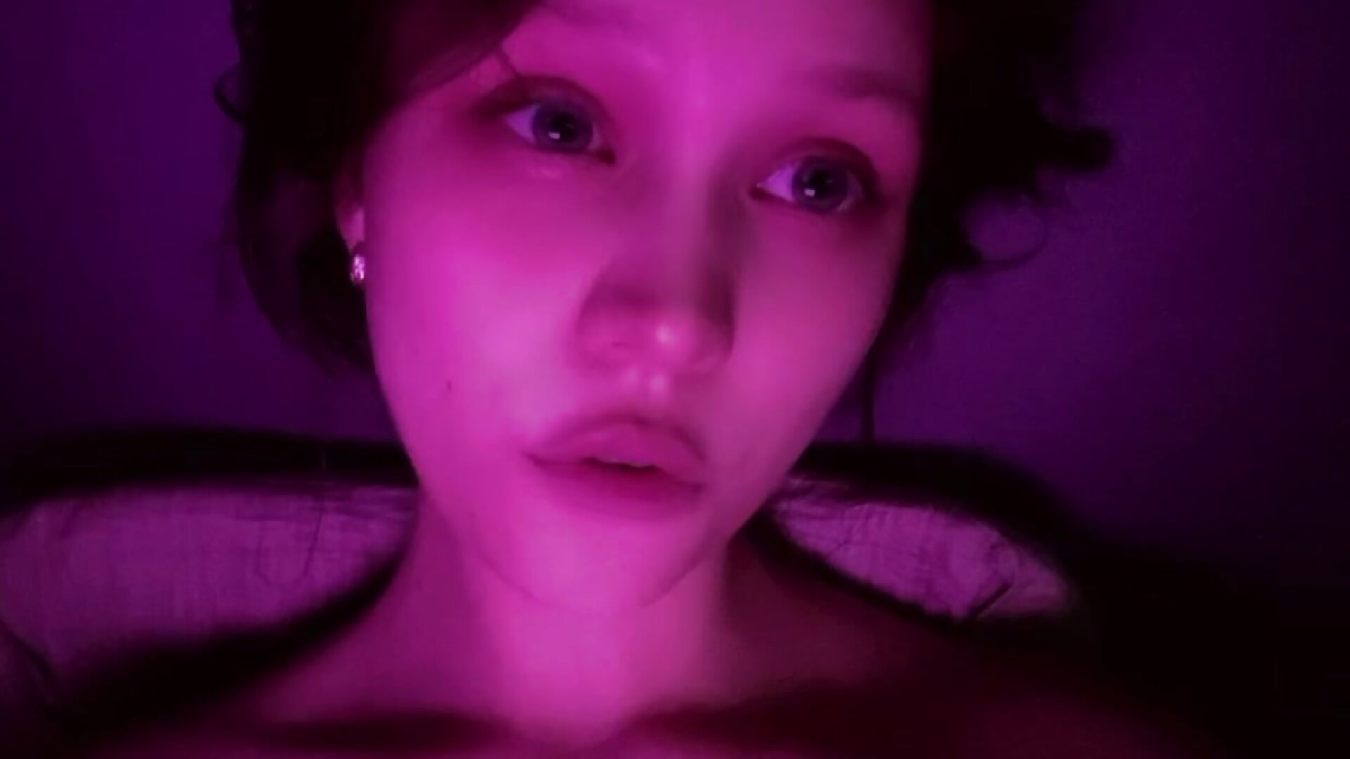 Ilu - video van Lunliss cam-model