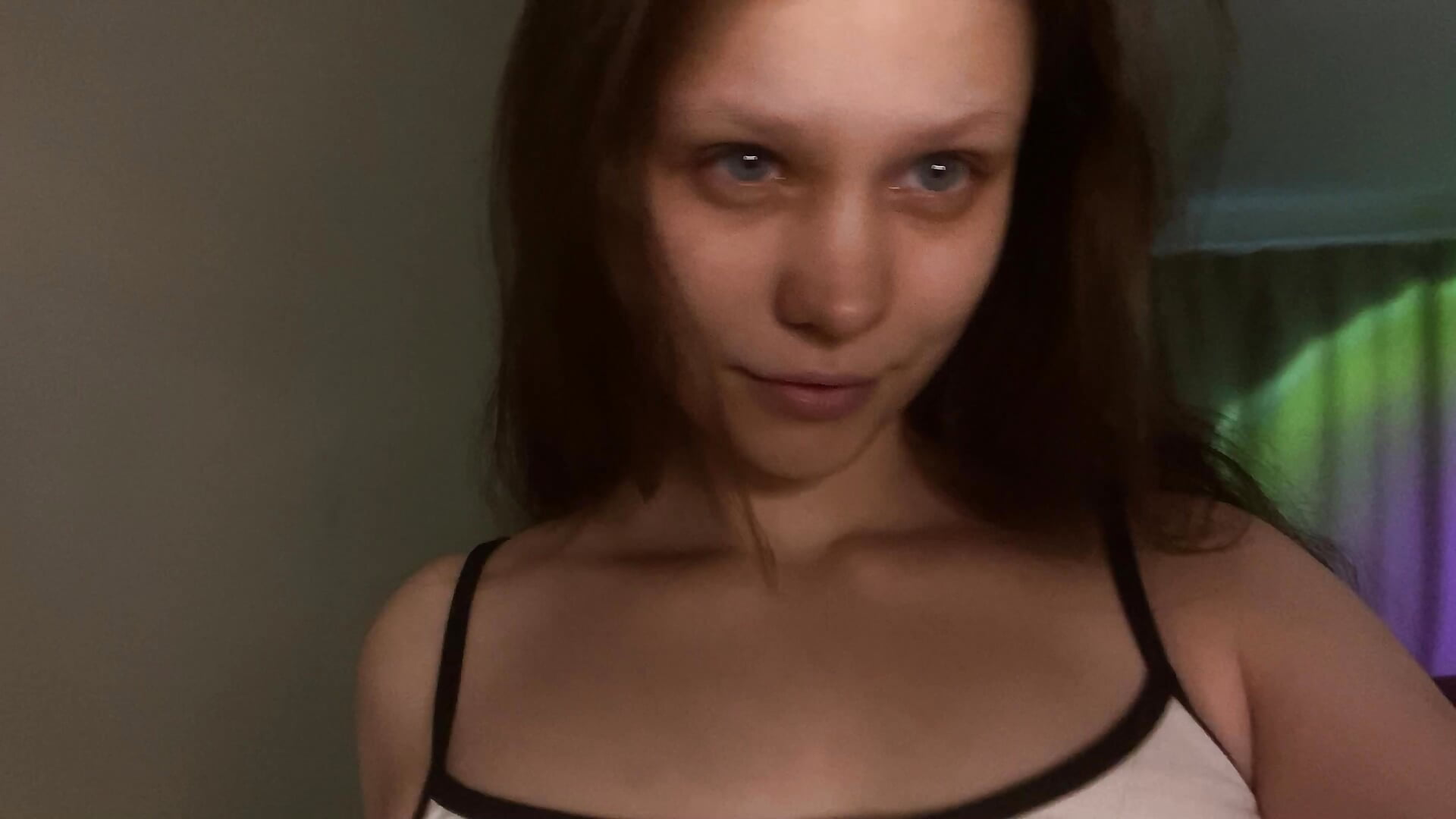 Hihi - video oleh model kamera Lunliss