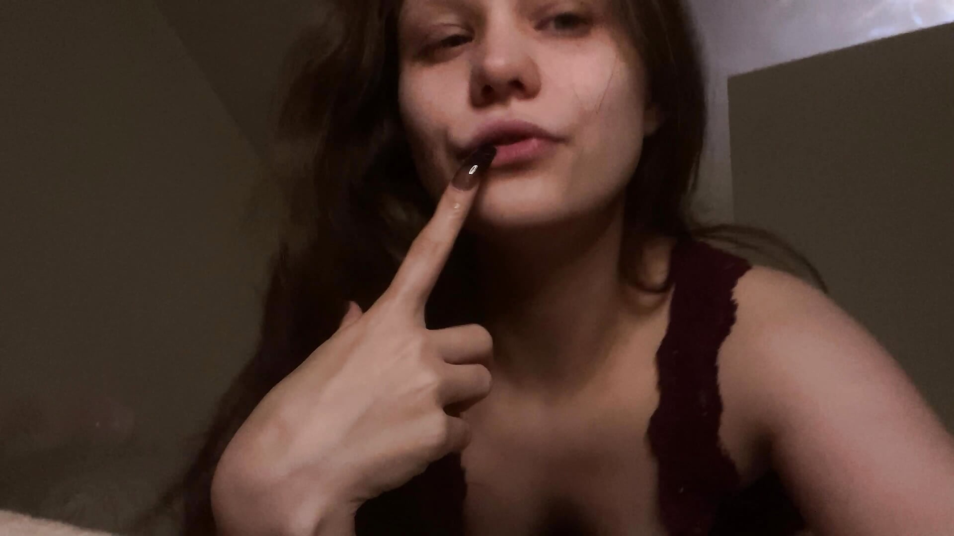 Meow - Lunliss adlı kamera modelinin videosu
