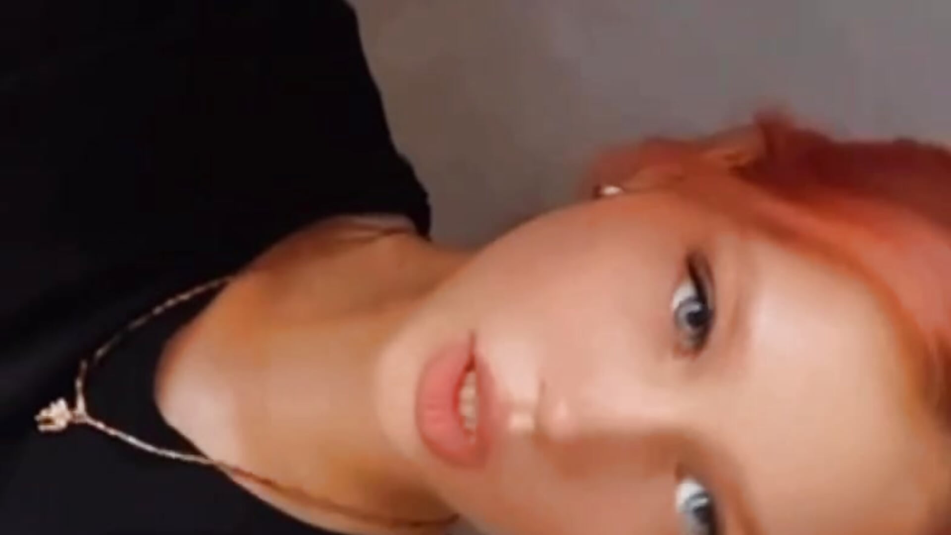 Hottest - video van Lunliss cam-model