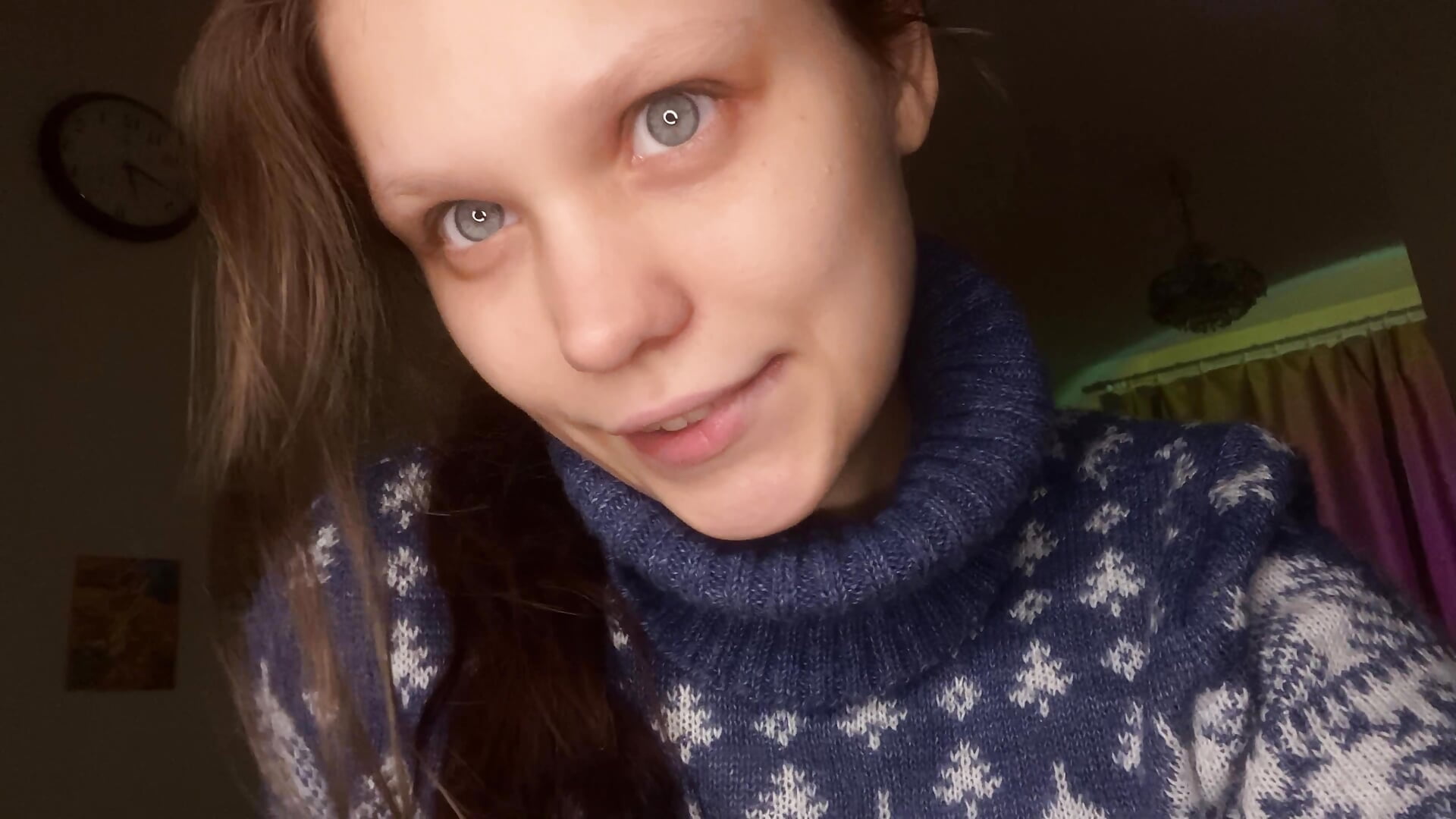 Lips close - video av Lunliss cam-modell
