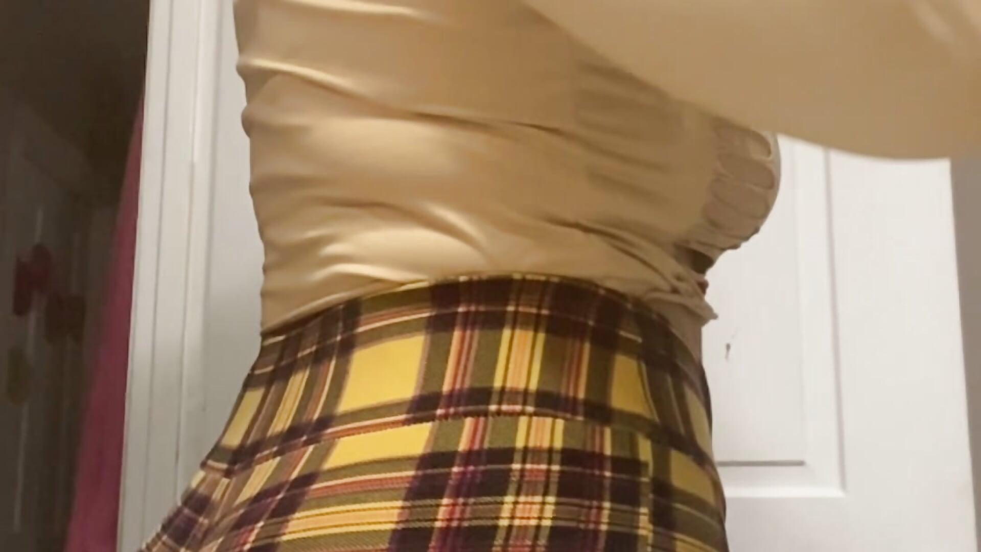 Slow Motion Twerk pt2 - video by pinkrackz cam model